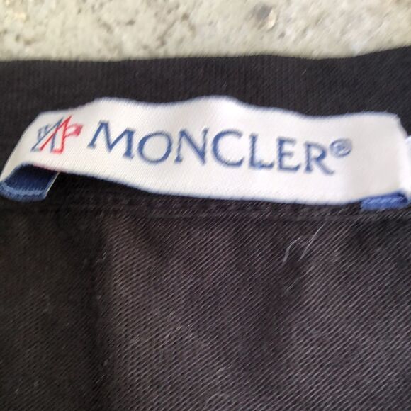 Moncler T Shirt - Picture 4 of 8